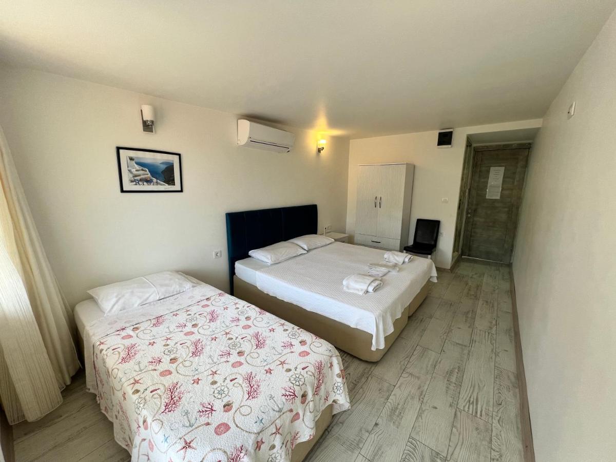Giritli Rum Meyhanesi & Butik Otel Karaburun  Bagian luar foto