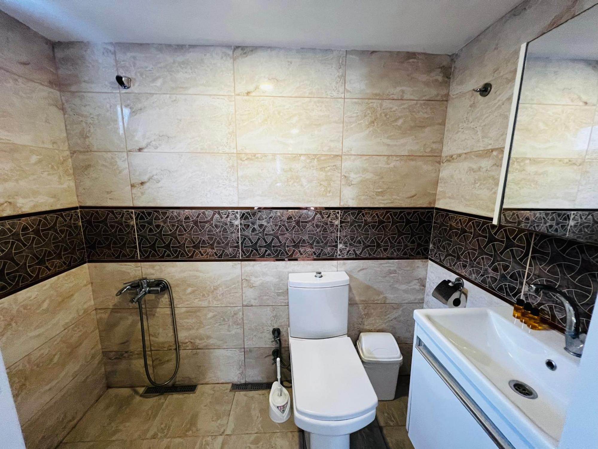 Giritli Rum Meyhanesi & Butik Otel Karaburun  Bagian luar foto